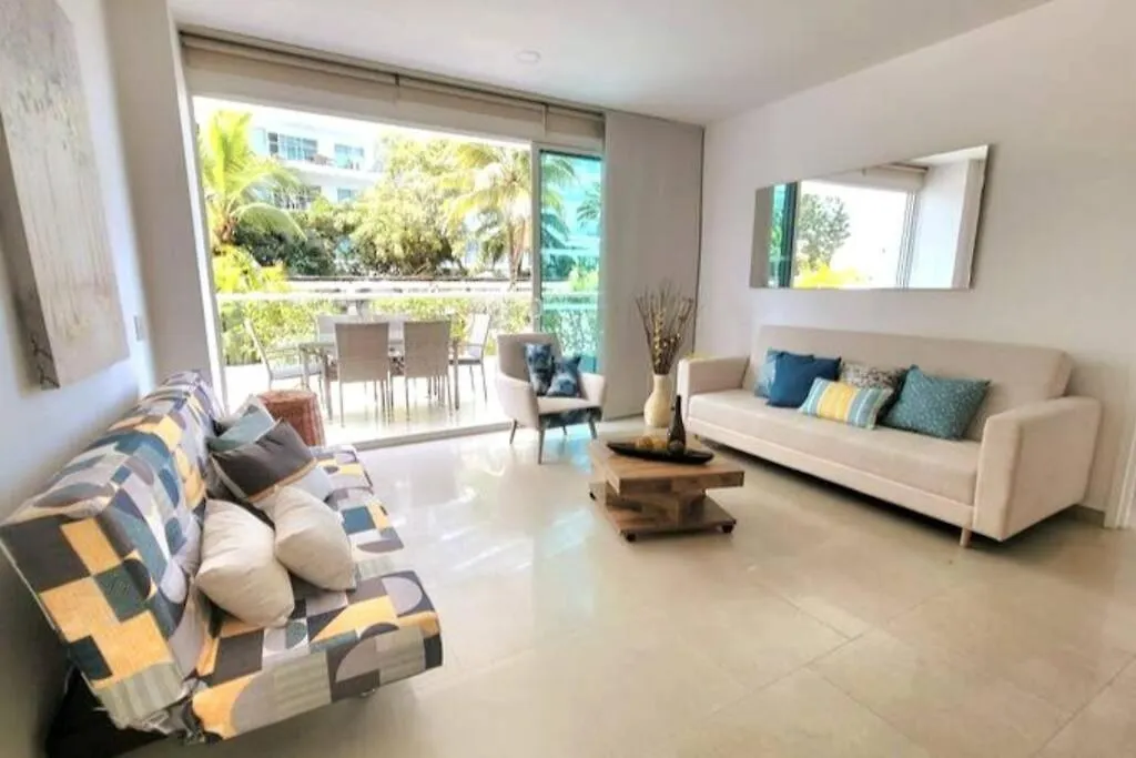 Beachfront Condo Apto De Playa - Morros III Cartagena Colombia