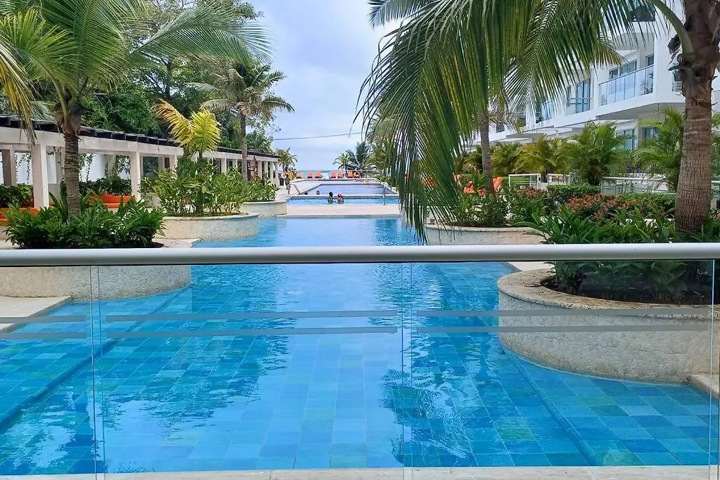 Beachfront Condo Apto De Playa - Morros III Cartagena Apartment